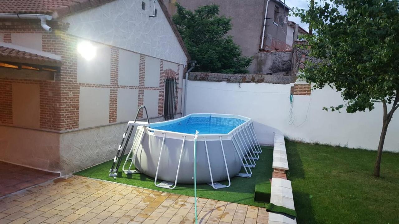 Villa Casa del maestro Orbita Exterior foto